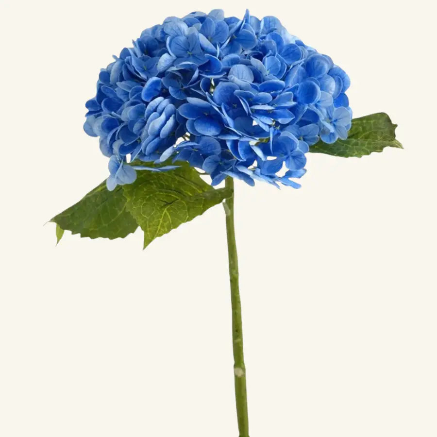 Hortensia Bleu Artificiel : fleur artificielle bleue vibrante aux bouquets ronds et feuilles vertes